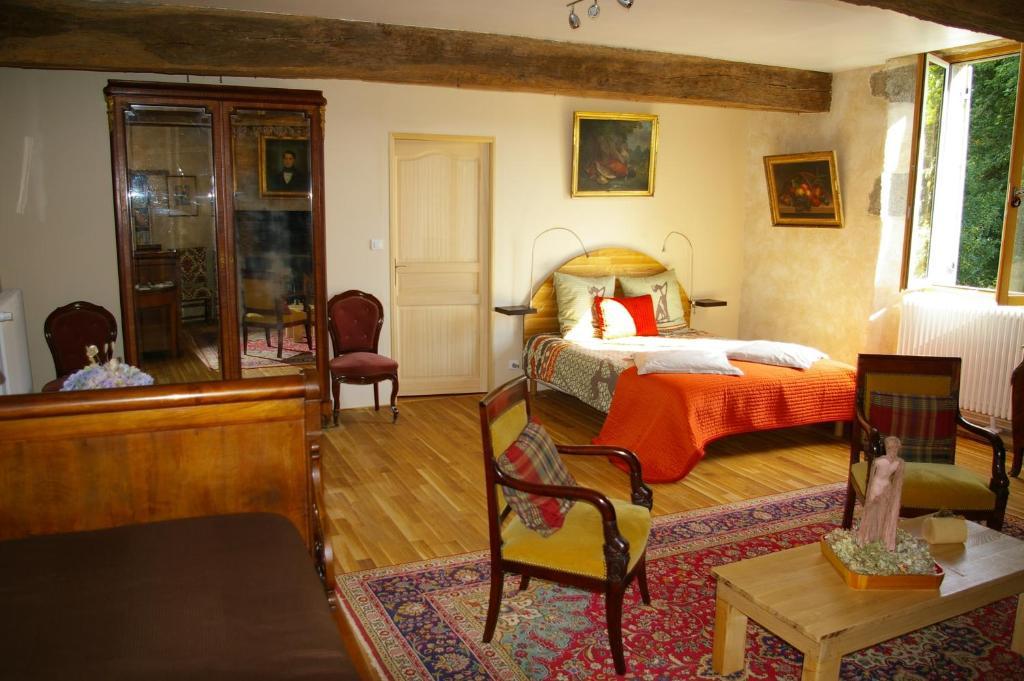 Chambre D'Hotes De Pirieuc Meillac Eksteriør bilde